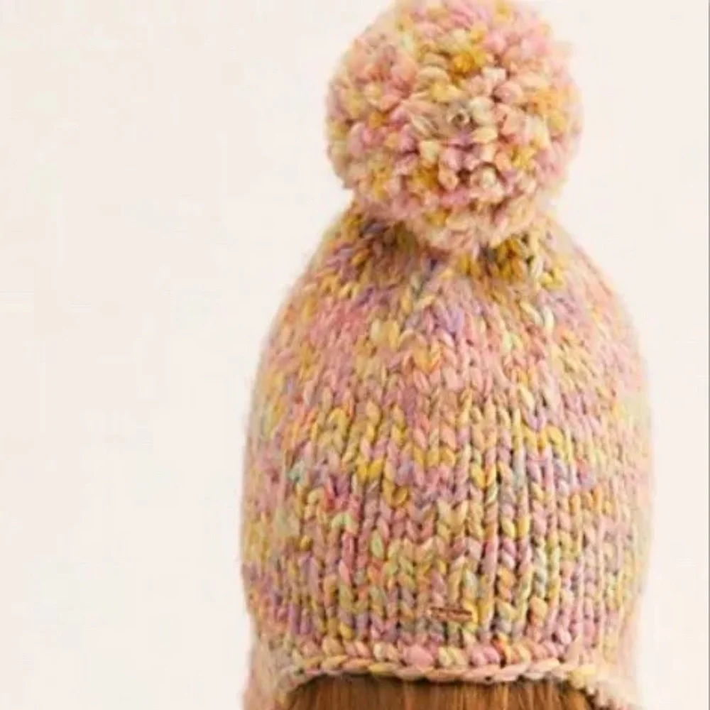 NEW Free People Fox Trot Trapper Winter Hat Pink Z392-2